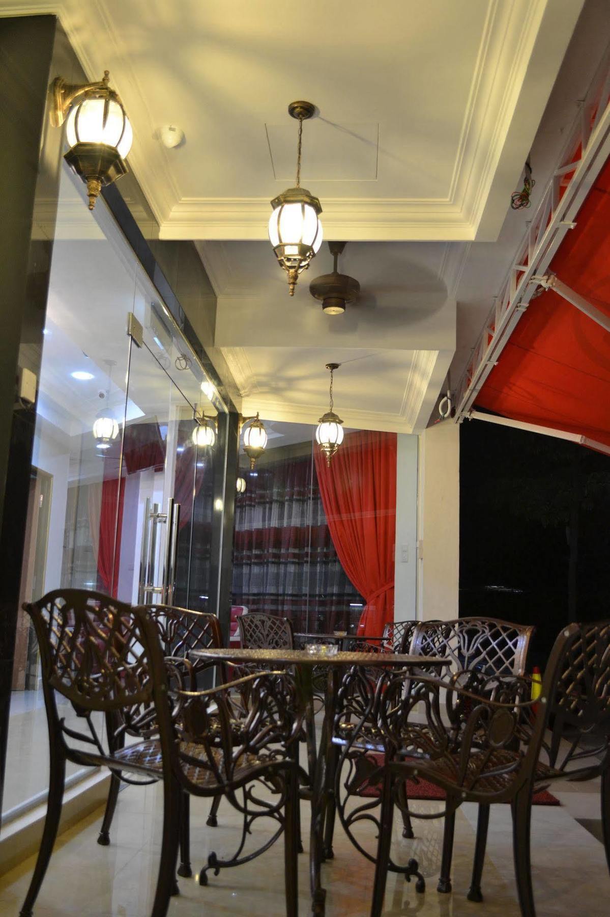 Dr Hotel Penang Bayan Lepas Exterior photo